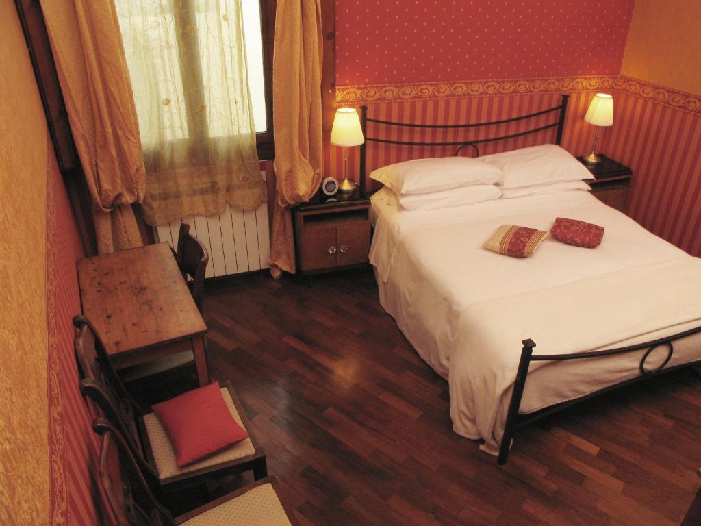 Gourmet B&B Giglio Bianco Florenz Exterior foto